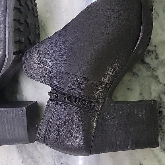 Lucky Brand Natlee Ankle booties Boots Black 10 - Picture 5 of 16